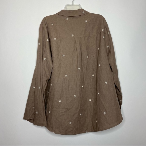 Torrid Taylor Denim Daisy Embroidered Button Down - Picture 5 of 11
